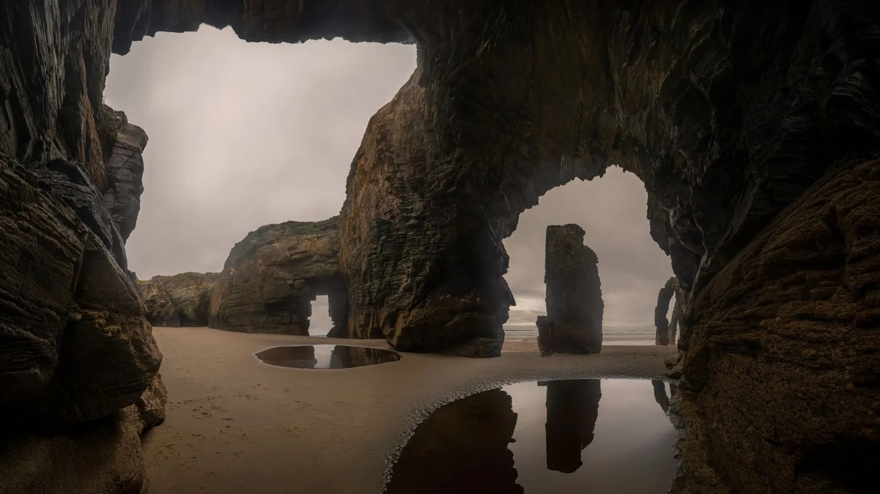 Praia das Catedrais